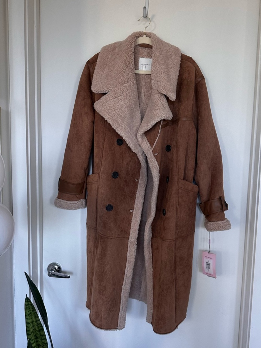 NWT - Avec Les Filles Women’s Brown Shearling Coat with Cream Trim (NEW)